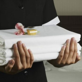 Professional Linen Services with Soft, Fresh Towels for Hospitality.