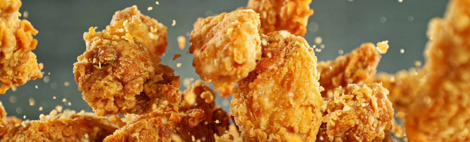 How Can You Thaw 200 Pounds Of Chicken In 8 Hours   Featured Image 1920 X 550 2 