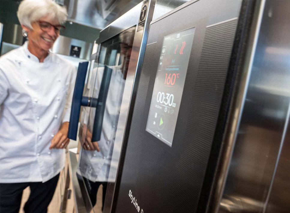How a hot chocolate dispenser can boost revenue year-round - Electrolux  Professional Global
